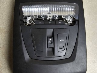 фонарь салона (плафон) BMW 2016, бензин, АКПП, белый, задний привод, 61319221632