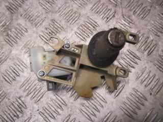 замок багажника SEAT Toledo 2 поколение 2003, 1.6 л., бензин, МКПП, седан, 1M5827297C