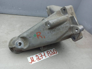 кронштейн двигателя Mercedes-Benz 2013, 1.8 л., M 271.820, бензин, A2712232704