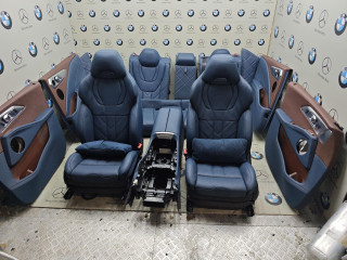 салон (комплект сидений) BMW XM G09 2024, 4.4 л., бензин, 475, полный привод