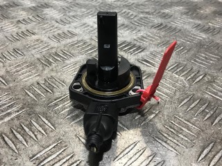 датчик уровня масла Skoda Octavia 2 поколение (A5) [рестайлинг] 2008, 1.9 л., BXE, дизель, 5МКПП, хетчбэк 5 дв., 1J0907660C, 079-03