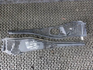 дождевик Dacia Sandero 1 поколение 2009, 1.4 л., бензин, МКПП, хетчбэк 5 дв., 8200825457, 8200294316