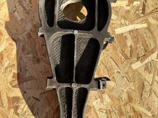 рычаг задний нижний Maserati Levante 1 поколение 2017, 3.0 л., бензин, АКПП, белый, внедорожник 5 дв., полный привод, 670037293