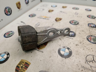 кронштейн глушителя Porsche Macan 1 поколение 2016, 3.0 л., дизель, АКПП, 8R0253144B