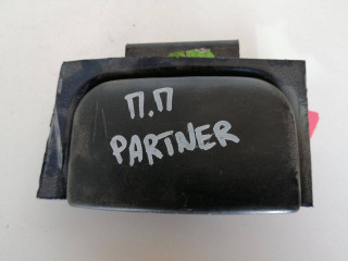 ручка наружная Peugeot Partner 1 поколение (M49) 2002, 2.0 л., RHY (DW10TD), дизель, 5МКПП, синий, фургон