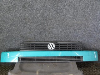 решетка радиатора Volkswagen Transporter T4 1994, 1.9 л., дизель, МКПП, микроавтобус
