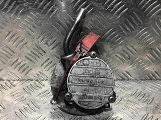 насос вакуумный Mercedes-Benz A-Класс W168/V168 [рестайлинг] 2004, 1.7 л., дизель, МКПП, универсал, A6682300165