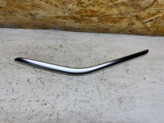 молдинг двери передней правой Mercedes-Benz GLA-Класс X156 2016, A1767201022