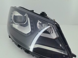 фара правая Volkswagen Sharan 2 поколение [рестайлинг] 2015, 2.0 л., бензин, АКПП, минивэн, 1521301131, 7N2941752B