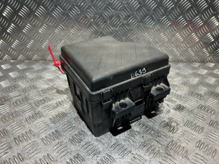 блок предохранителей Hyundai Santa Fe 2 поколение (CM) 2008, 2.2 л., дизель, 5МКПП, внедорожник 5 дв., 91950-2B100