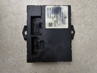 блок управления крышкой багажника Maserati Quattroporte 6 поколение [рестайлинг] 2019, 3.0 л., бензин, АКПП, чёрный, седан, задний привод, 670037049