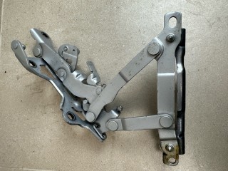 петля капота левая Mercedes-Benz S-Класс W222 [рестайлинг] 2018, 2.9 л., OM 656.929, дизель, АКПП, седан, задний привод, правый руль, A2228800128