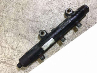 топливная рампа Land Rover Discovery 3 поколение 2007, 2.7 л., дизель, 7H2Q9D280