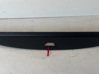 шторка багажника Mercedes-Benz M-Класс W166 2015, 5.0 л., бензин, АКПП, внедорожник 5 дв., A1668100709