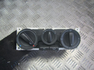 блок управления печки / климат-контроля Volkswagen Golf 4 поколение 2002, 1.6 л., бензин, МКПП, хетчбэк 5 дв., 1J0820045F