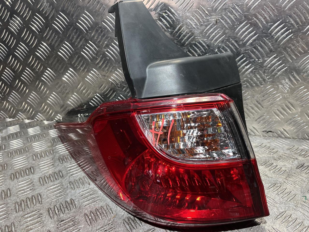 фонарь задний левый Mazda 5 CW 2015, 2.0 л., PE-VPH, бензин, АКПП, минивэн, 08-316-1936L-B - фото №1