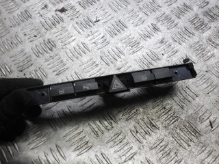 кнопка аварийной сигнализации Opel Zafira 2 поколение (B) 2006, 1.9 л., дизель, МКПП, минивэн, 13100116