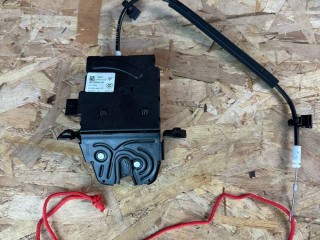 замок багажника Maserati Levante 1 поколение 2017, 3.0 л., A630HP, дизель, АКПП, blue, внедорожник 5 дв., полный привод, правый руль, 670039576