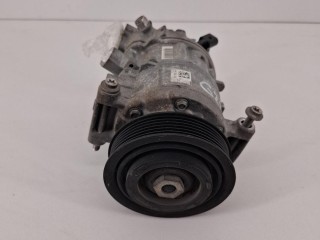 компрессор кондиционера Audi A4 B8 [рестайлинг] 2014, 1.8 л., CJEB, бензин, белый, передний привод, 260805E6ES14C, 201309, 8T0260805E