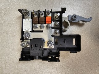 плюсовой провод аккумулятора Alfa Romeo 2017, 2.0 л., бензин, АКПП, серый, полный привод, 50545100