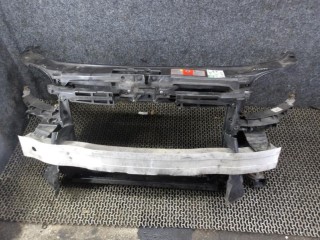 передняя панель крепления облицовки (телевизор) Audi A3 8P 2005, 2.0 л., бензин, МКПП, хетчбэк 5 дв.