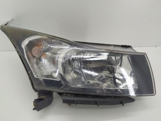 фара правая Chevrolet Cruze 1 поколение 2012