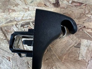 Крепление (крючок) солнцезащитного козырька BMW 4 серия F32/F33 [рестайлинг] 2019, 2.0 л., B47 D20 A, дизель, АКПП, синий, лифтбэк, полный привод, правый руль, 7277251