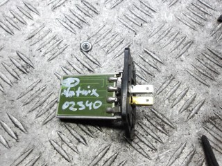 сопротивление печки Hyundai Matrix 1 поколение 2004, 1.6 л., бензин, МКПП, хетчбэк 5 дв.