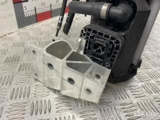 подушка радиатора BMW X6 G06 (2019 - 2026), 17118642754