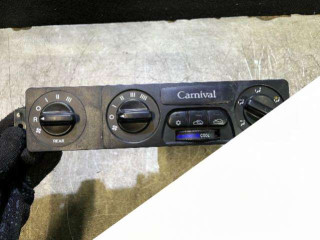 блок управления печки / климат-контроля Kia Carnival UP/GQ [рестайлинг] 2002, 0K55261190