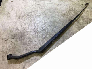 щеткодержатель (поводок стеклоочистителя, дворник) Toyota Picnic 1 поколение XM10 2000