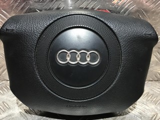 подушка безопасности водителя Audi A6 4B/C5 1998, 2.4 л., бензин, МКПП, седан, 4B0880201Q