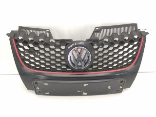 решетка радиатора Volkswagen Golf 5 поколение 2008, 1K0853651