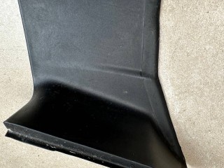 Накладка фонаря Land Rover Range Rover Evoque L551 2020, 2.0 л., бензин, АКПП, белый, внедорожник 5 дв., полный привод, правый руль, K8D228661