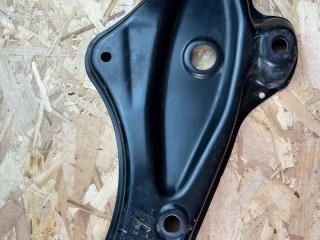 Кронштейн балки Mercedes-Benz GLE W166 2018, 2.2 л., дизель, АКПП, черный, внедорожник 5 дв., правый руль, A1663310000