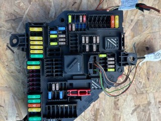 блок предохранителей BMW X2 F39 2021, 1.5 л., B38 B15 A, бензин, АКПП, 61149315151