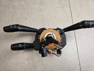 переключатель подрулевой (стрекоза) Alfa Romeo 2019, 1.8 л., 940 A1.000, бензин, АКПП, черный, хетчбэк 5 дв., передний привод, 28408648