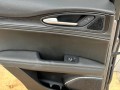 обшивка салона Alfa Romeo Stelvio 1 поколение 2018, 2.0 л., АКПП, серый, внедорожник 5 дв., полный привод - фото №4