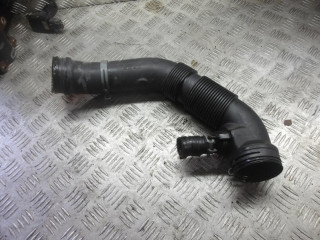 патрубок воздушного фильтра Volkswagen Golf 4 поколение 2006, 1K0129684