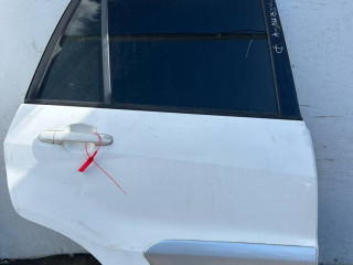 дверь задняя правая Toyota RAV4 2 поколение (XA20) 2003, 2.0 л., дизель, АКПП, внедорожник 5 дв.