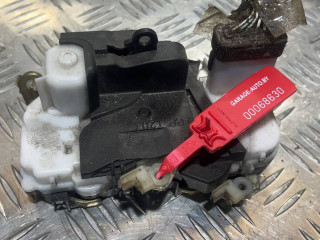 замок двери передней левой Citroen C5 1 поколение 2001, 6FZ (EW7A), 5МКПП, серебро, хетчбэк 5 дв.