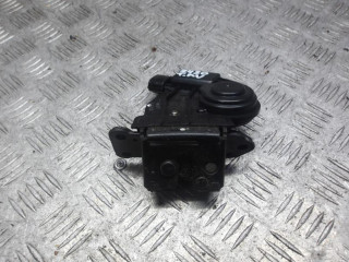 замок багажника Toyota Avensis 3 поколение (T270) [рестайлинг] 2012, 2.2 л., дизель, МКПП, универсал