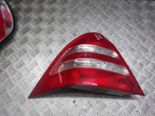 фонарь задний левый Mercedes-Benz C-Класс W203/S203/CL203 2003, 2.2 л., дизель, МКПП, седан