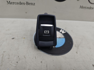 кнопка ручного тормоза (ручника) BMW 2 серия Active Tourer F45 2015, 2.0 л., бензин, 9385001