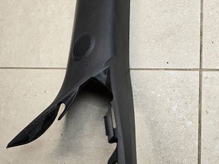 обшивка стойки Fiat 124 Spider 1 поколение 2020, 1.4 л., АКПП, красный, кабриолет, задний привод, NA4L68160