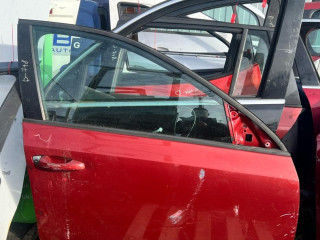 дверь передняя правая Skoda Octavia 3 поколение (A7) 2015, 1.6 л., CRKB, дизель, 6МКПП, универсал