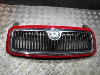 решетка радиатора Skoda Fabia 1 поколение [рестайлинг] 2005, 1.9 л., дизель, МКПП, универсал, 6Y0853668B