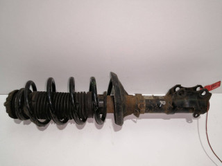 стойка передняя правая Volkswagen Polo 3 поколение 1998, 1.4 л., бензин, 5МКПП, хетчбэк 5 дв.