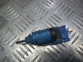 выключатель концевой (концевик) Skoda Octavia 1 поколение [рестайлинг] 2001, 1.9 л., дизель, МКПП, универсал, 1J0927189E