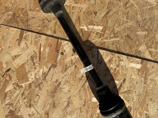 полуось задняя (приводной вал, ШРУС) Maserati Levante 1 поколение 2017, 3.0 л., бензин, АКПП, белый, внедорожник 5 дв., полный привод, 06700320360